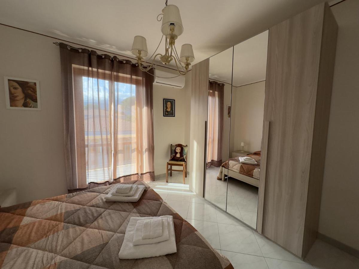 La Pigna Delle Aci Apartment Ачиреале Екстер'єр фото
