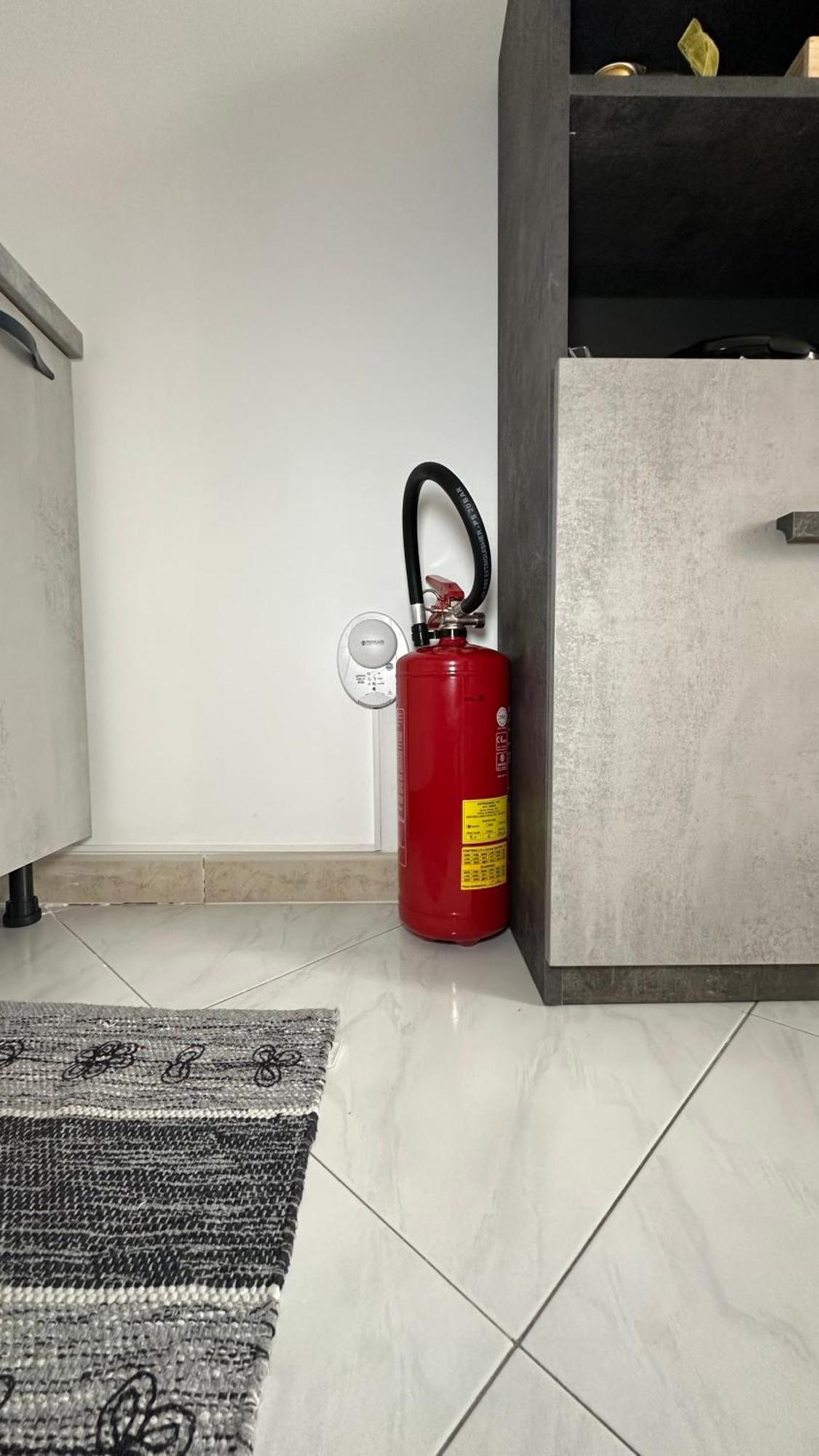 La Pigna Delle Aci Apartment Ачиреале Екстер'єр фото